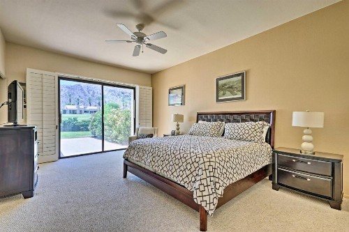 La Quinta Resort Escape with Golf Course Views! - image 11