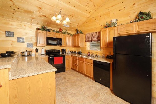 651 Country Oaks Dr Cabin - image 10