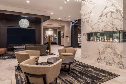 Doubletree By Hilton Lafayette East - image 1