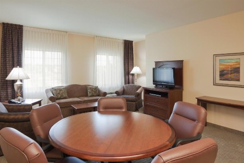 Staybridge Suites Lafayette-Airport an IHG Hotel - image 7