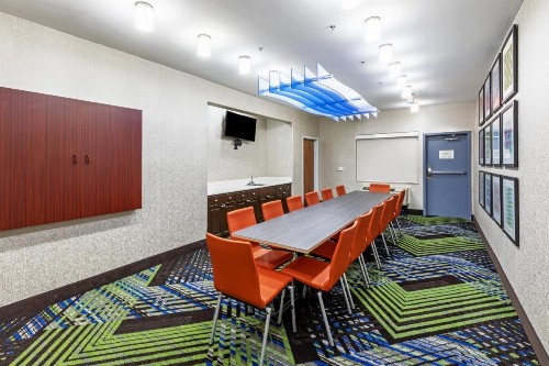 Holiday Inn Express Hotel & Suites Lafayette South an IHG Hotel - image 11