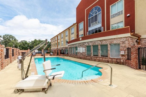 Holiday Inn Express Hotel & Suites Lafayette South an IHG Hotel - image 27