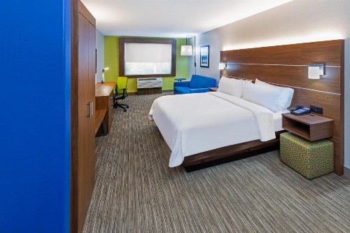 Holiday Inn Express Hotel & Suites Lafayette South an IHG Hotel - image 3