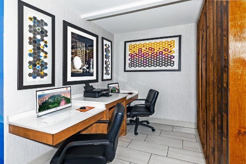 Holiday Inn Express Hotel & Suites Lafayette South an IHG Hotel - image 32