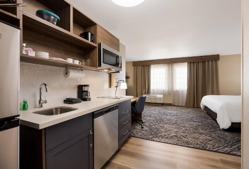 Candlewood Suites Lafayette an IHG Hotel - image 30