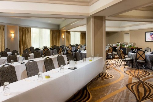 DoubleTree by Hilton Lafayette - image 3