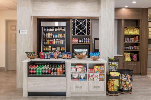 Hilton Garden Inn Lafayette/Cajundome - image 9