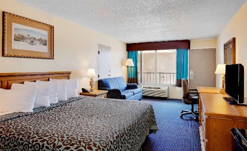 Days Inn by Wyndham Lafayette Near Lafayette Airport - image 18