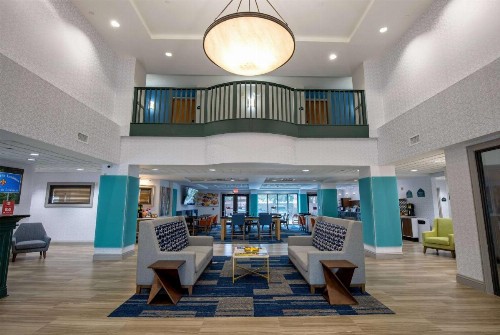 Wingate by Wyndham Lafayette Airport - image 4