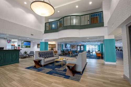 Wingate by Wyndham Lafayette Airport - image 7