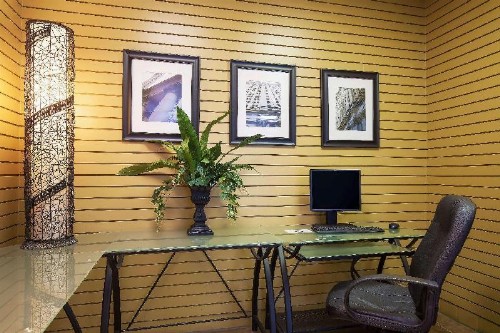 Days Inn by Wyndham Lafayette/University - image 6