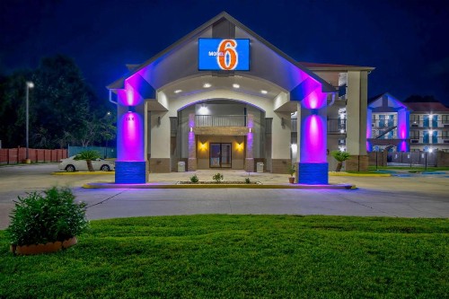 Motel 6-Lafayette LA - image 1
