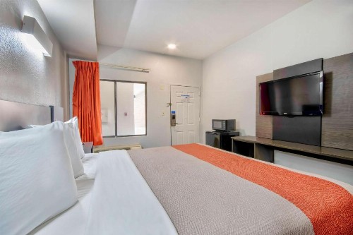 Motel 6-Lafayette LA - image 3