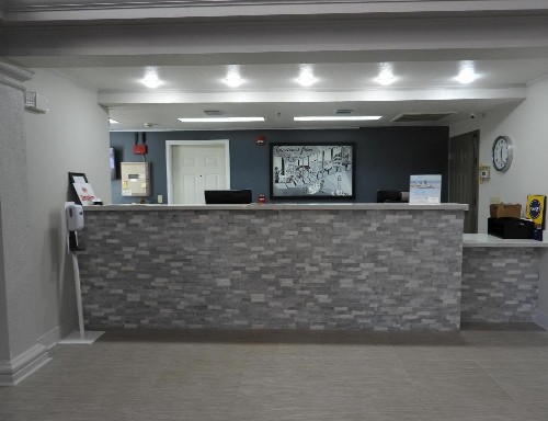 Baymont by Wyndham Lafayette Airport - image 21