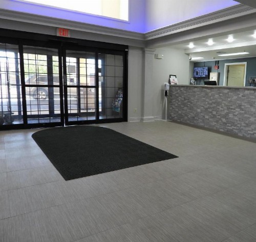 Baymont by Wyndham Lafayette Airport - image 4