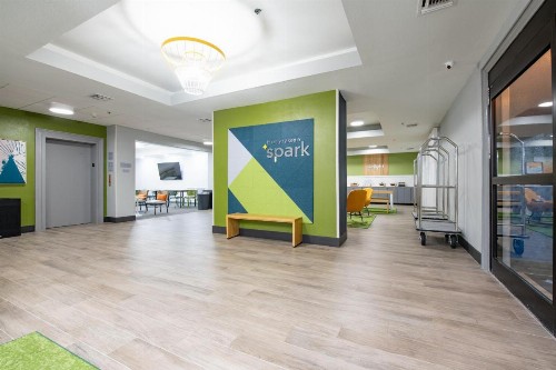 Clarion Pointe Lafayette - image 12