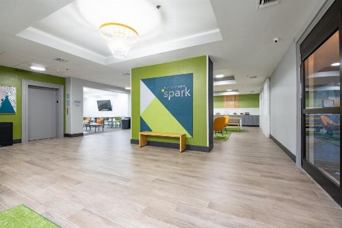 Clarion Pointe Lafayette - image 9