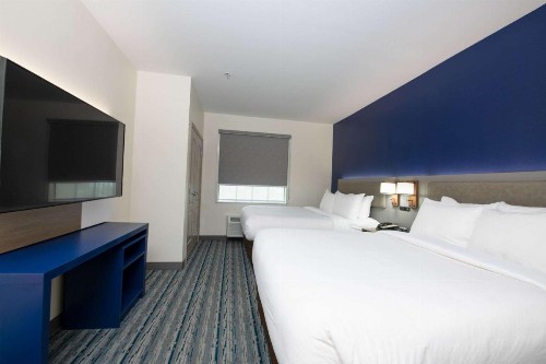 Comfort Suites Oil Center - image 11