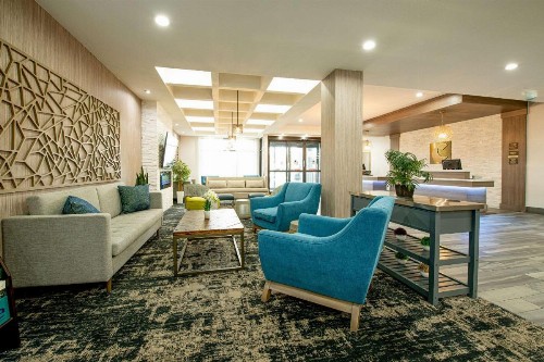 Comfort Suites Oil Center - image 12