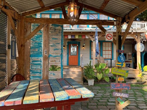 Blue Moon Guest House - image 2