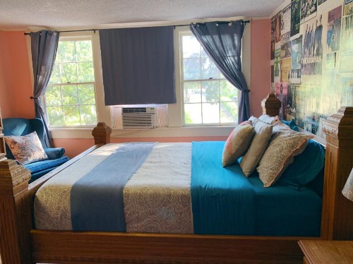 Blue Moon Guest House - image 30