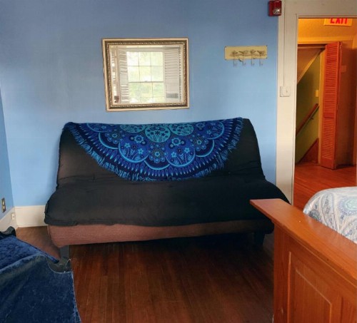 Blue Moon Guest House - image 37