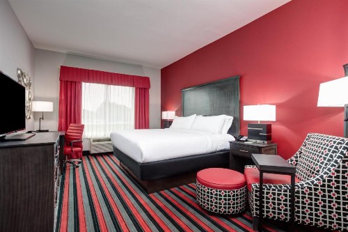 Holiday Inn Lafayette North an IHG Hotel - image 10