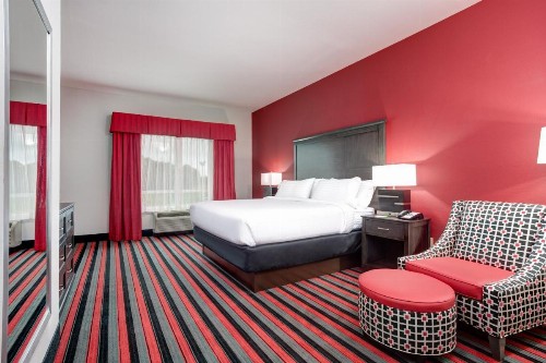 Holiday Inn Lafayette North an IHG Hotel - image 23