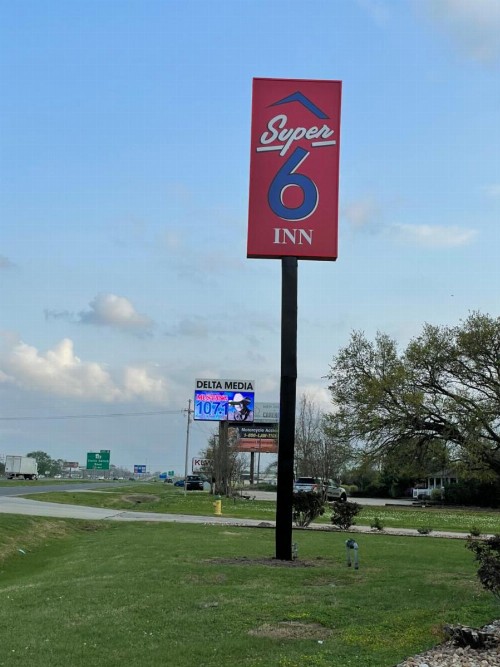 Economy Inn Carencro - image 3