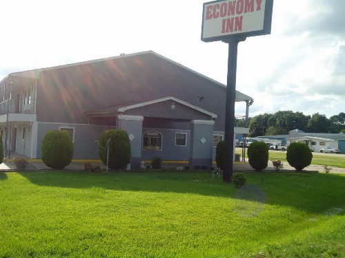 Economy Inn Carencro - image 5