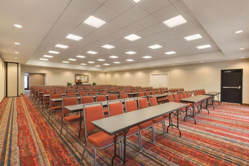 Home2 Suites by Hilton Parc Lafayette - image 17