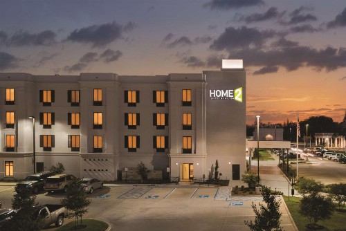 Home2 Suites by Hilton Parc Lafayette - image 2