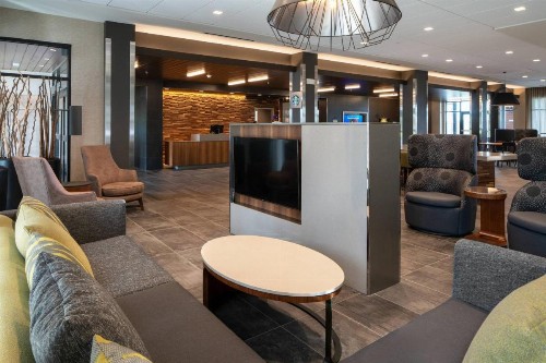 Courtyard by Marriott Lafayette South - image 13