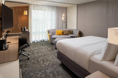Courtyard by Marriott Lafayette South - image 30