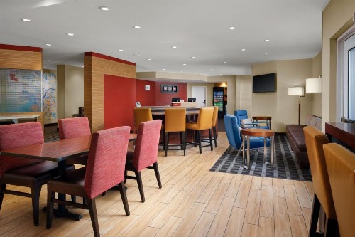 TownePlace Suites by Marriott Lafayette South - image 18