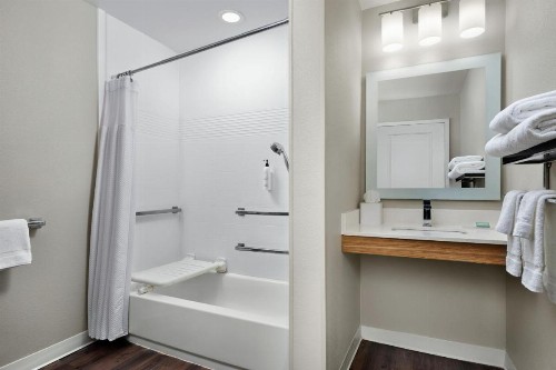 TownePlace Suites by Marriott Lafayette South - image 4