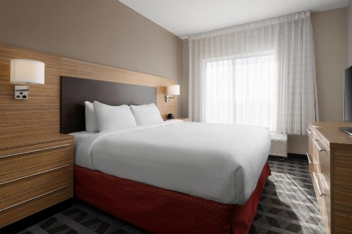 TownePlace Suites by Marriott Lafayette South - image 6
