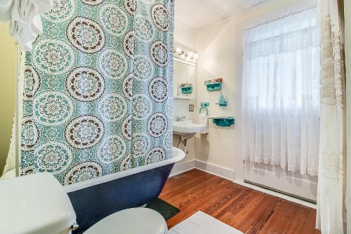 T'Frere's Bed & Breakfast - image 16