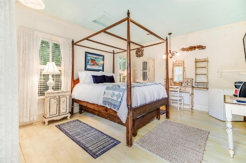 T'Frere's Bed & Breakfast - image 3