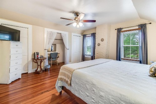T'Frere's Bed & Breakfast - image 7