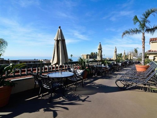Laguna Brisas - A Beach Hotel