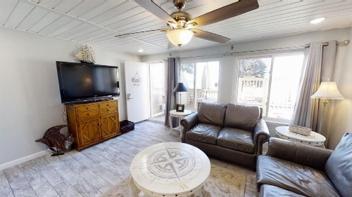 The Shores Townhouse 152 - image 1