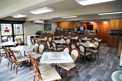 Laguna Hills Lodge-Irvine Spectrum - image 10