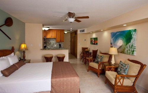 Lahaina Shores Beach Resort a Destination by Hyatt Residence - image 2