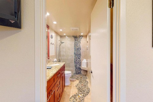 Kahana Villa E609 - image 6