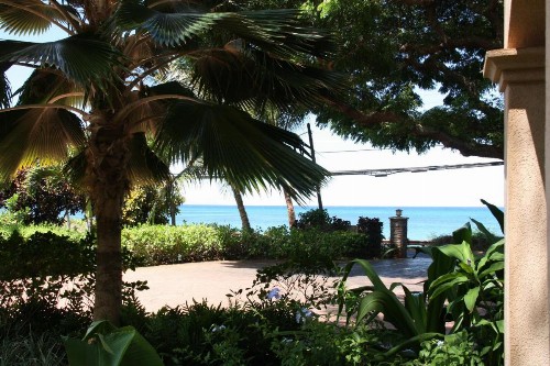 Maui Beach House B & B - image 15