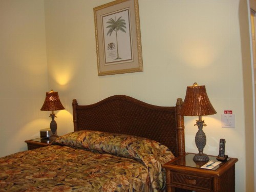 Maui Beach House B & B - image 3
