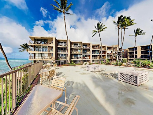 3823 Lower Honoa'Apilani Road Condo Unit 111 Condo - image 12