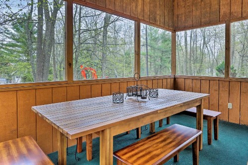 Lake Ariel Home w/Fire Pit & Shared Amenities - image 10