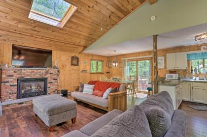 Updated Family Home Pool Golf and Lake Access